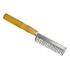 Cheval Energy - Les Equipements Cure-Pieds, Peignes^Cheval Energy Peigne Manche Bois